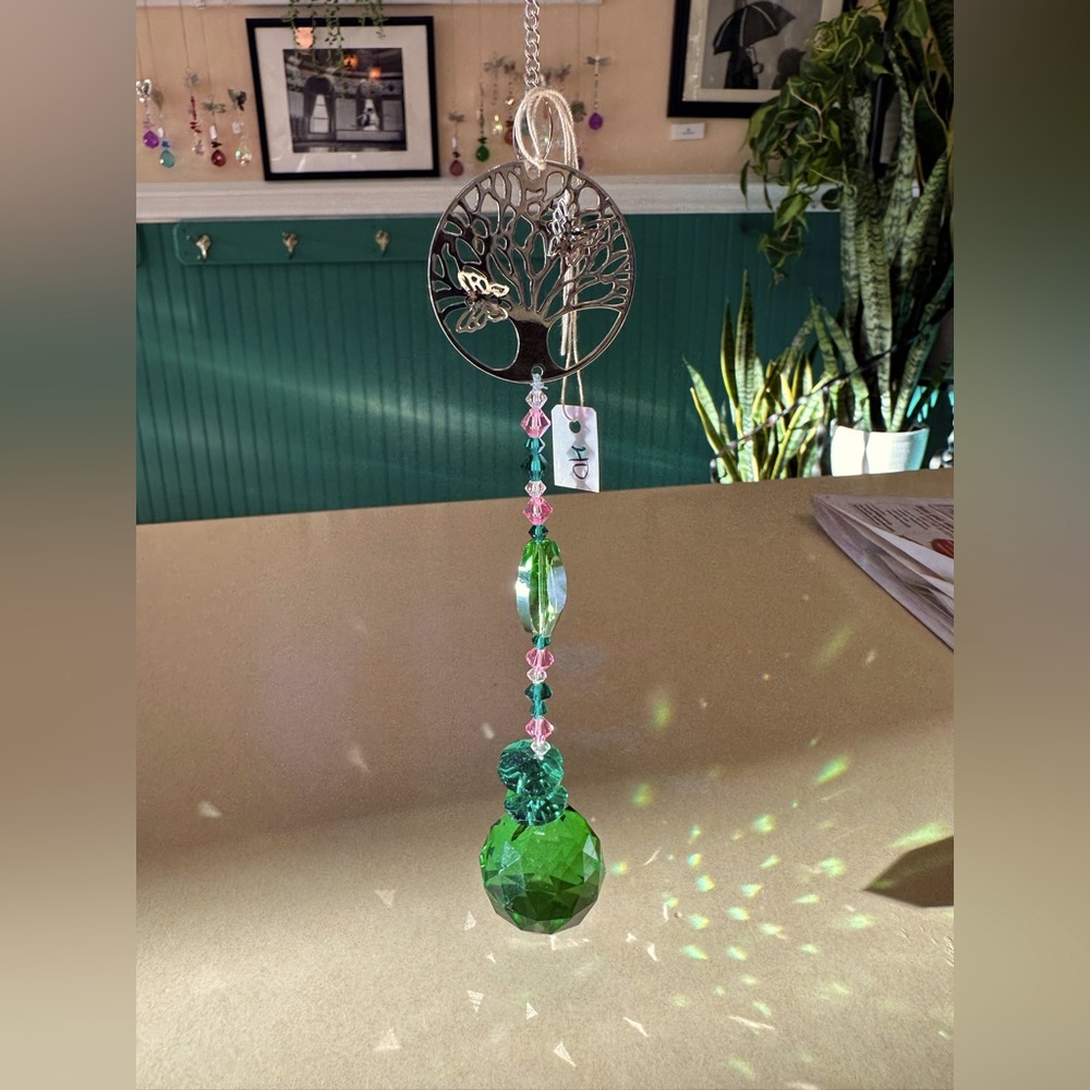 🌈 🌲Handmade Tree Of Life Crystal Suncatcher🌲🌈